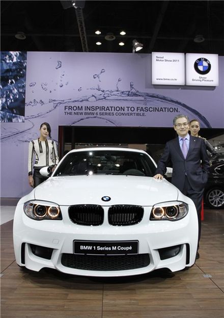 [서울모터쇼]BMW 22대 전시..컨셉트카 눈길 끌어