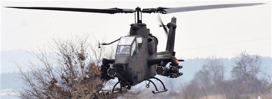 육군이 운용 중인 공격헬기인 AH-1H는 오는 2017∼2018년쯤 도태되며 도입당시 대당가격은 980만달러였다. 