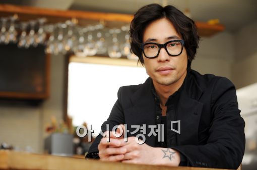 류승범 "유해진 며칠전 만났을 때도 결별사실 말 안했다"