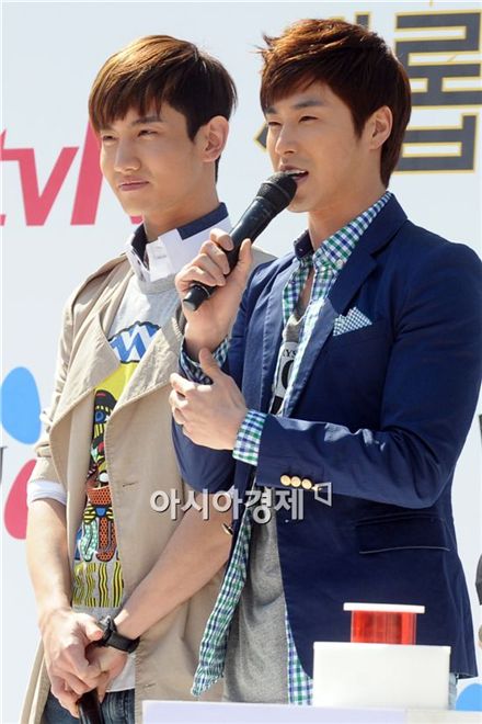 [PHOTO] TVXQ attends "TAXI" press conference