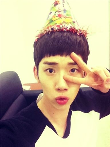 Jo Kwon notes 1,000 days since debut