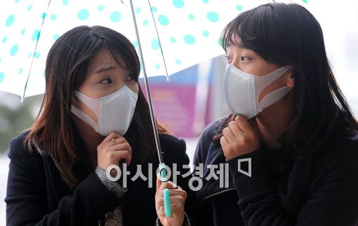 [포토] 방사능 비 가능성에 커지는 공포감