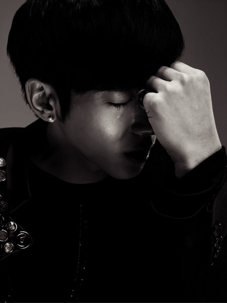 브라이언 "가면 속에 숨겨진 진짜 저를 보여드려야죠"(인터뷰)