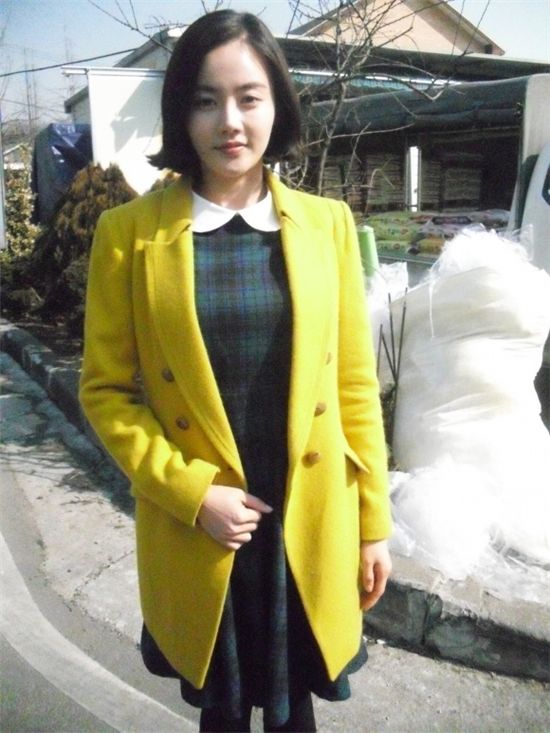 '사랑을 믿어요' 황우슬혜, 튀지 않는 '티처룩' 관심 집중