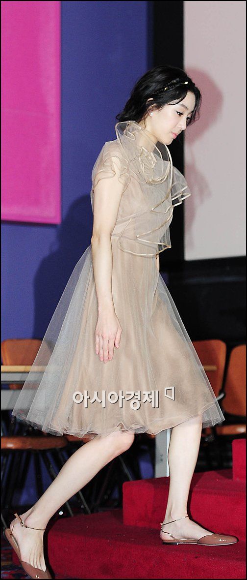 [포토]정려원, 청순한 등장