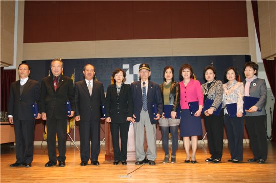 [동정]신연희 강남구청장, 율곡 포럼 참가 