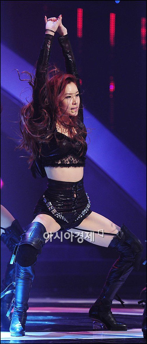 [포토]라니아 리코 '쩍벌춤을 허용하라!'