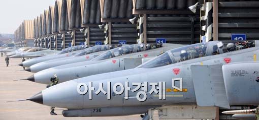 [포토] 출격준비 마친 공군 전투기 편대