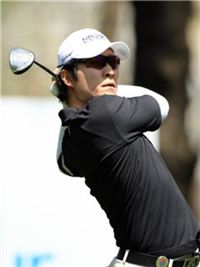 김경태, 선두 "굿 스타트~"