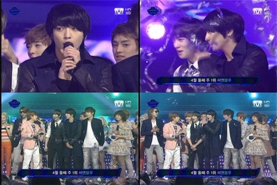 CNBLUE celebrates 3rd win on Mnet's  "M!CountDown" live music show on April 14, 2011 [Capture from Mnet Channel]