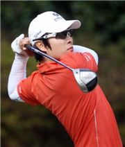 김경태, 14위 "아직은 괜찮아~"