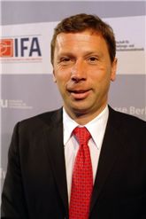 옌스 IFA 총괄이사 "기업 매출 늘려줘야 전시회도 성장"