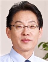 국제제약의사연맹 차기회장에 이일섭 씨