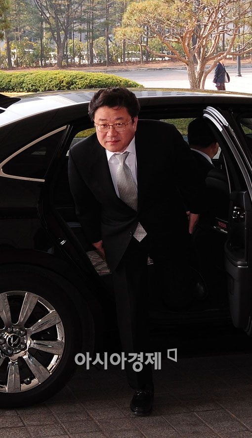 [포토] 김준규 총장, '할 말 없습니다'