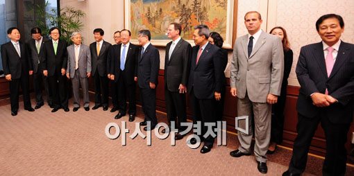 [포토] 한자리에 모인 은행장들