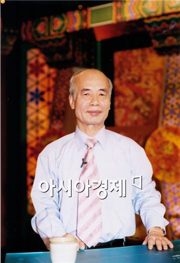 동학혁명정신선양대회 여는 원로 사학자 이이화씨