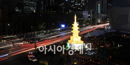 [포토]서울광장 연등행렬