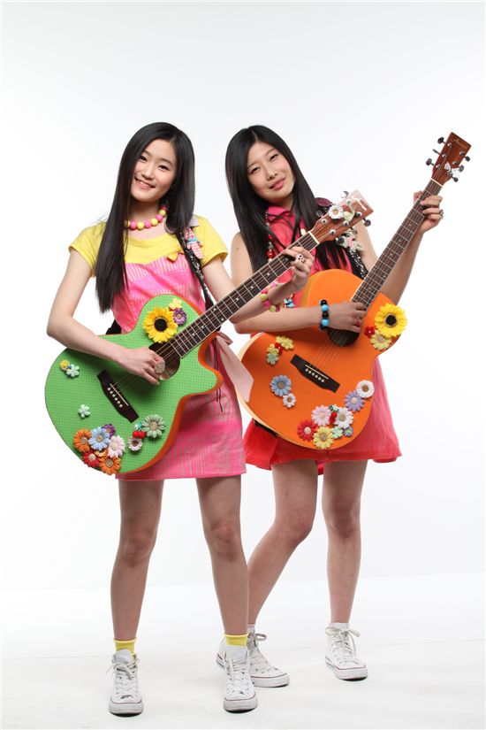 韓최초 어쿠스틱 걸그룹 '스피넬' 전격 데뷔