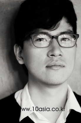 Autumn Vacation lyricist and composer Bobby Chung [Lee Jin-hyuk/10Asia]