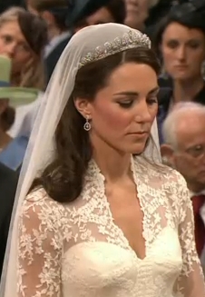 케이트 미들턴이 선택한 웨딩드레스는? 