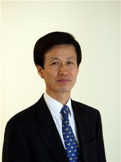 이돈구 산림청장은 산불 및 산림헬기 사고방지에 최선을 다하겠다고 강조했다. 
