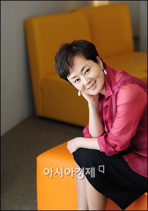 김영애 "완벽주의자? 실제로는 허점 투성이"(인터뷰)