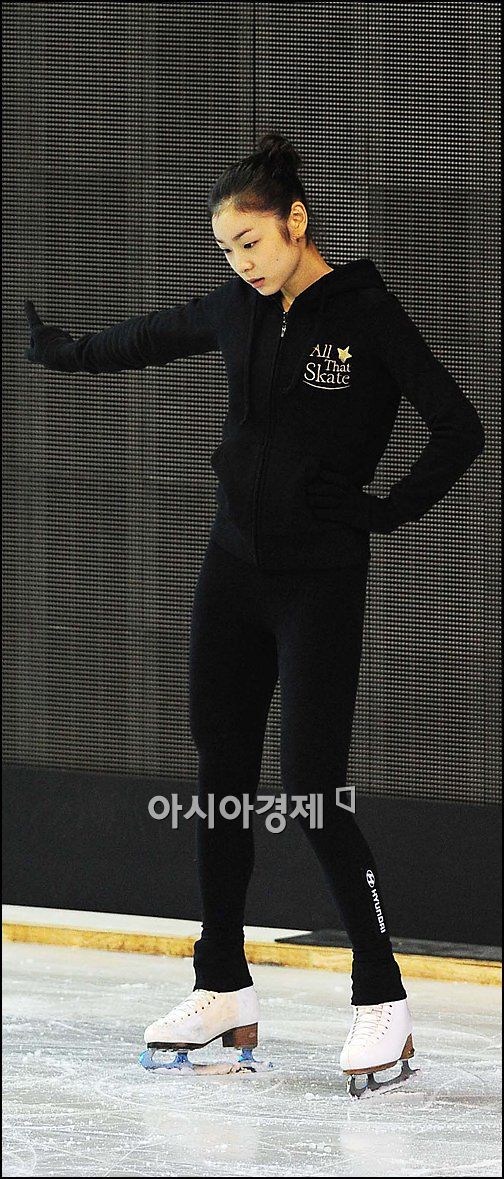 [포토]김연아, 이기적 각선미