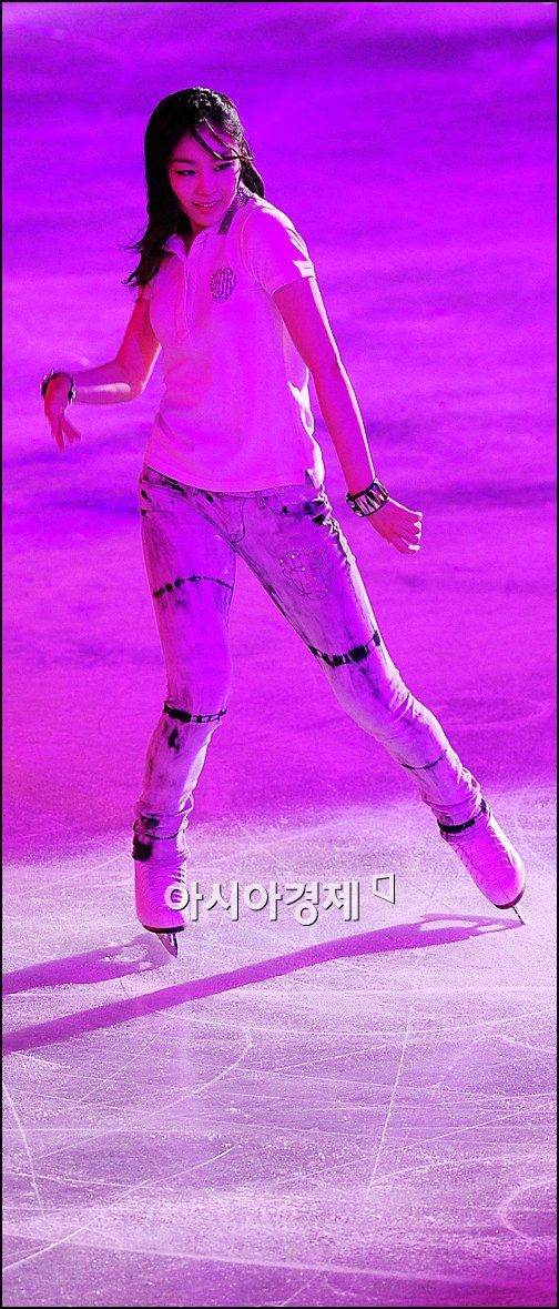 [포토]김연아 '신나는 피날레 무대'
