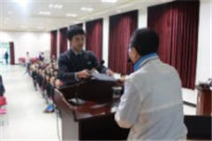 “학생 여러분은 사회에 빚을 졌습니다”