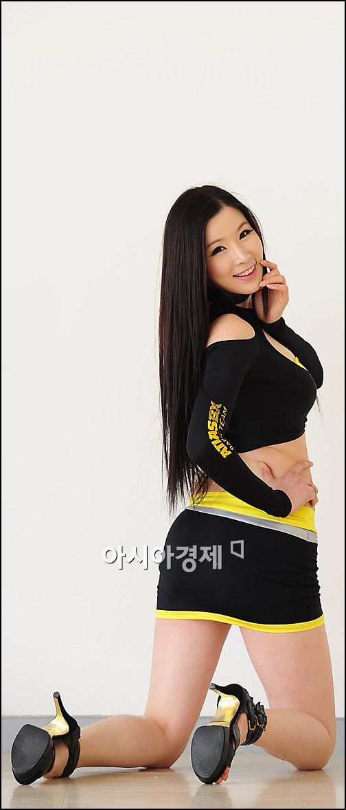 [포토]레이싱걸 윤반지 '어떻게 표현할 방법이 없네'