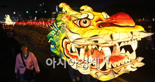 [포토]연등행렬 나가신다!