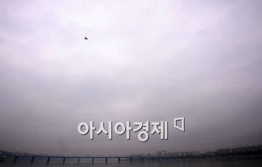 [포토] 비구름 머금은 서울하늘