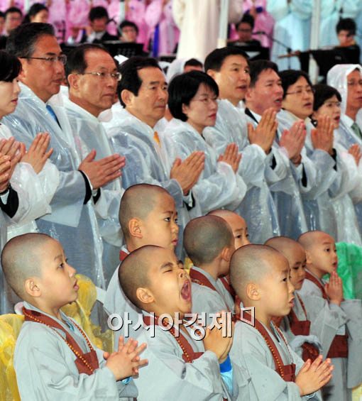 [포토] 진지함과 천진함의 차이