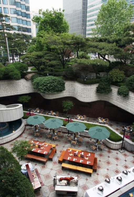 食客男女, 기름기 뺀 호텔로 간다