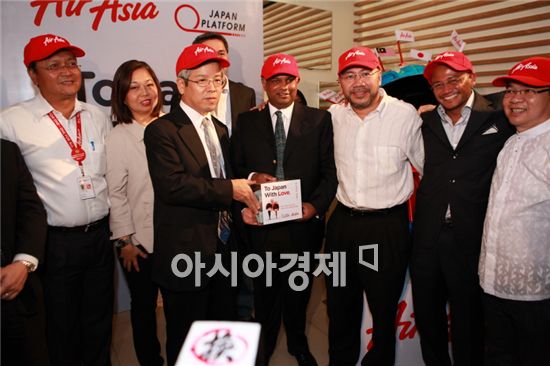 에어아시아, '일본에 사랑을' 캠페인 실시