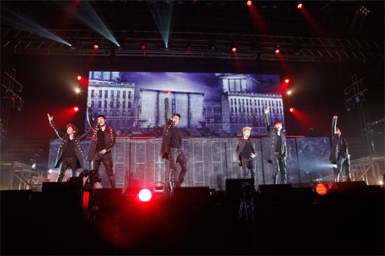 2PM, 첫 일본 투어 마쳐