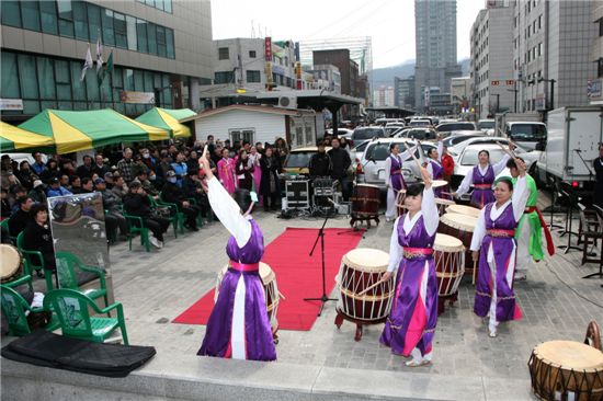 서초 벼룩시장 문화공연