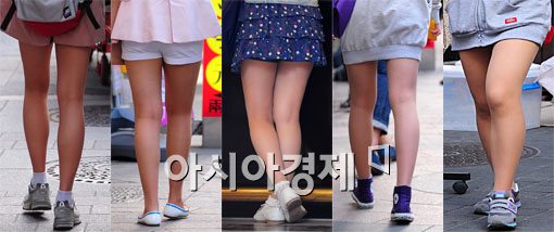 [포토] 명동 패션거리 점령한 하의 실종 패션