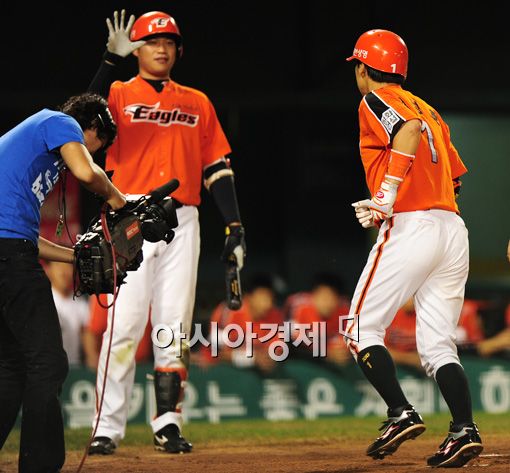 한대화 감독 "최진행의 본보기는 장성호" 