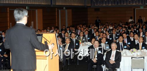 [포토]경청하는 참석자들