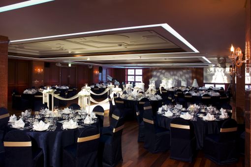 품격·가격, 신부 두번 웃다