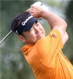 위창수, 2위 "기다려, 톰스~"