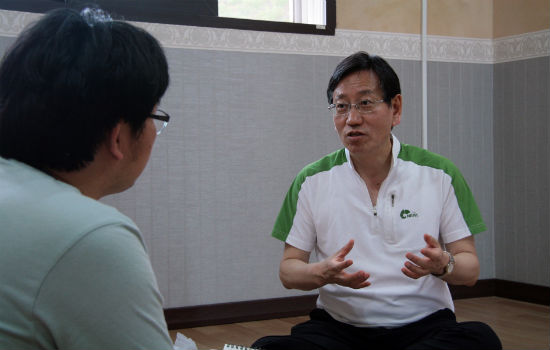 박 원장은 '내발적 발전' 이론을 충남에 접목시키길 원했다.