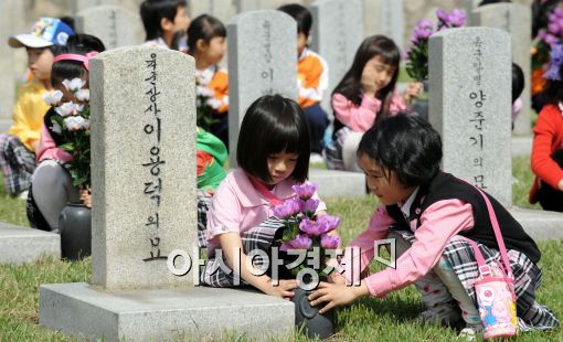 [포토]현충원 찾은 고사리손