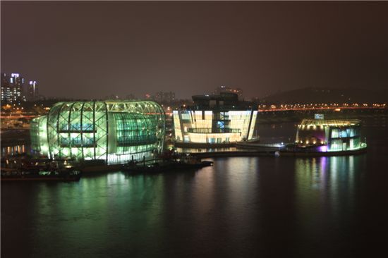 '한강 명물' 세빛둥둥섬 만든 주인공 2명 누구?