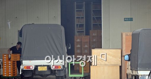 [포토]문열린 유성기업 제품창고