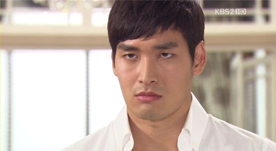 [TV 브리핑] <로맨틱 타운> 우리 건우가 달라졌어요  