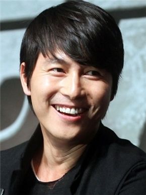정우성, 절친 이정재와 '마룬5' 공연 관람 