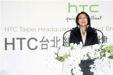 대만 최고 부자로 등극한 전자업계 여장부
