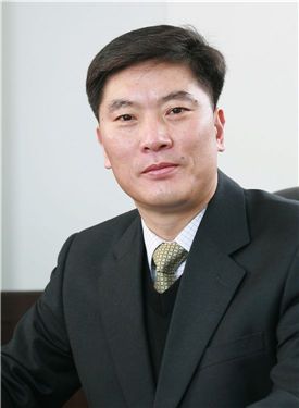 섬떠난지 30년만에 코스닥 CEO 